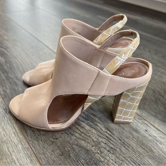 Donald J Pliner Katya Cutout Block Heel Shoes Size 7.5 Tan Neutral Beige Leather - Picture 2 of 12